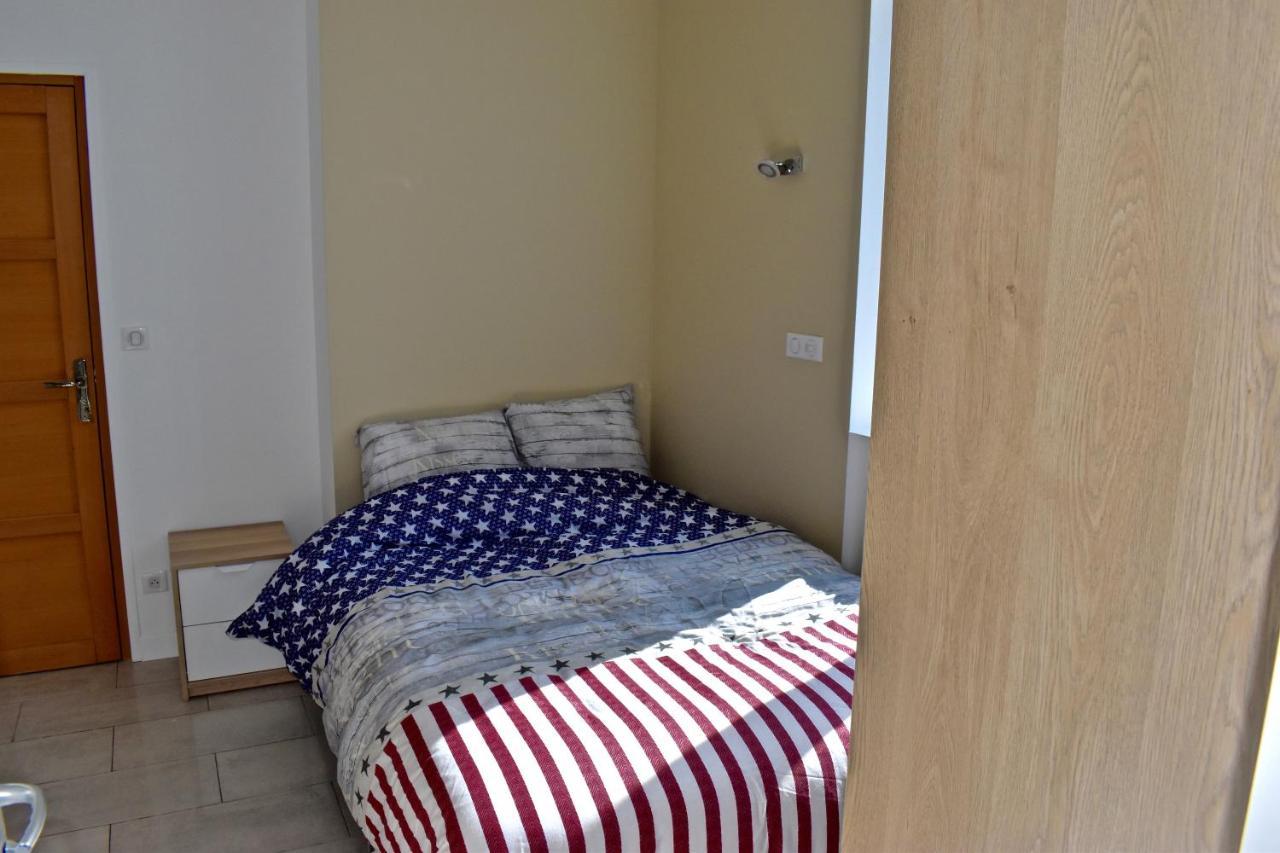 Coliving Tout Confort- Loos Les Lille-Maison Partagee-7 Chambres-5 Sdb-6Wc-Loos Les Lille Exterior photo