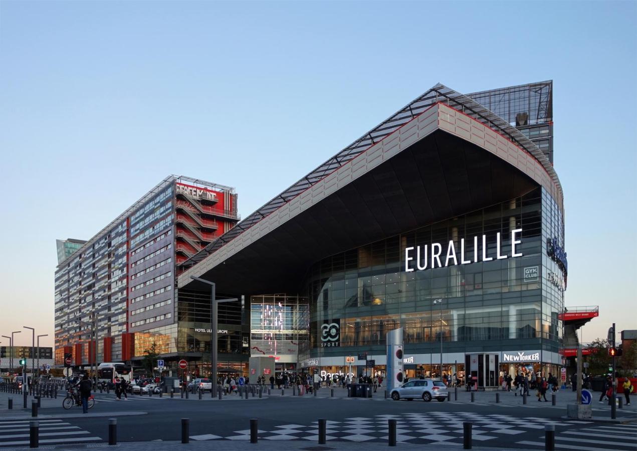 Coliving Tout Confort- Loos Les Lille-Maison Partagee-7 Chambres-5 Sdb-6Wc-Loos Les Lille Exterior photo
